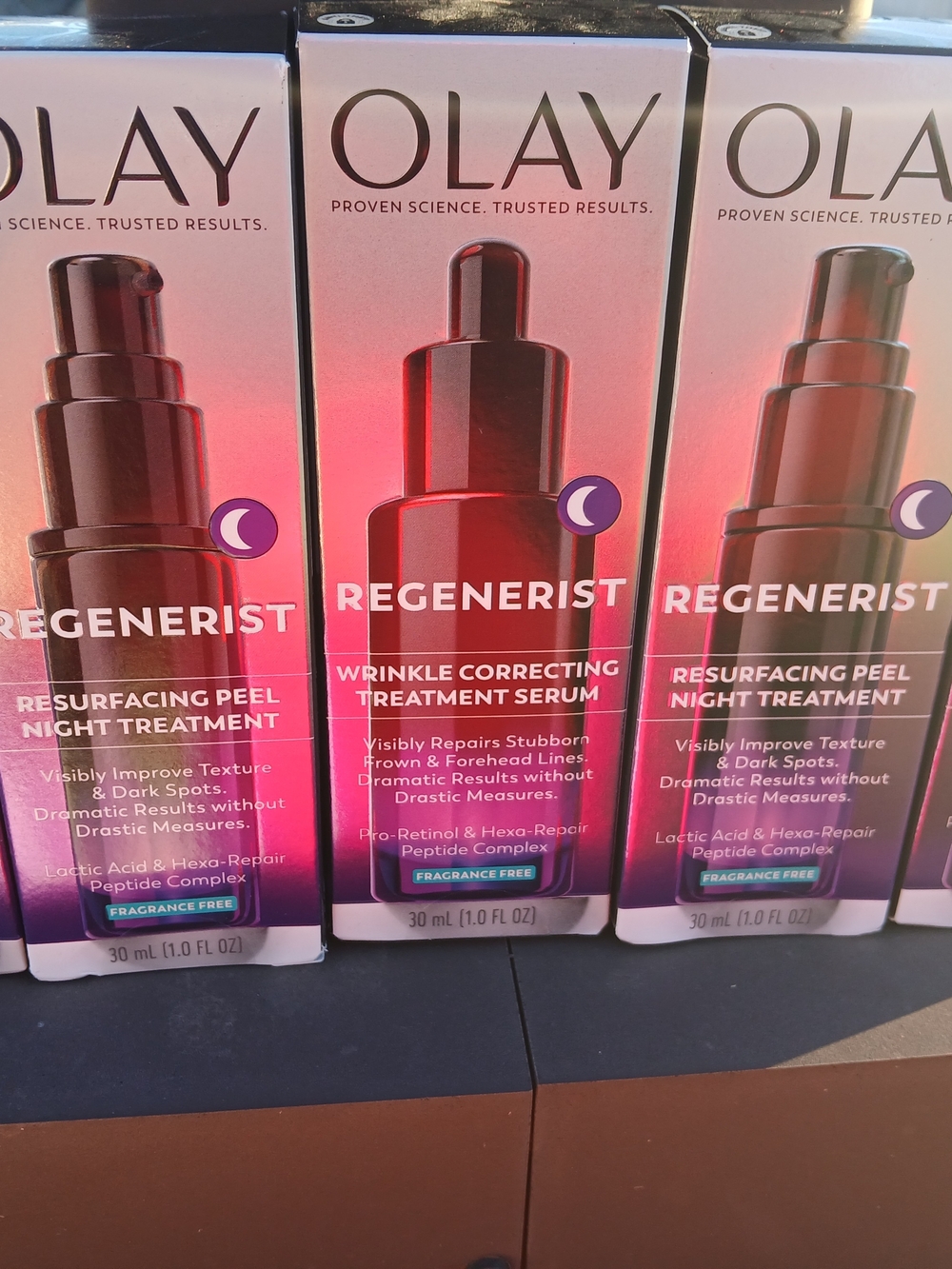 OLAY Regenerist Wrinkle Correcting Treatment Serum Pink to Red Packaging